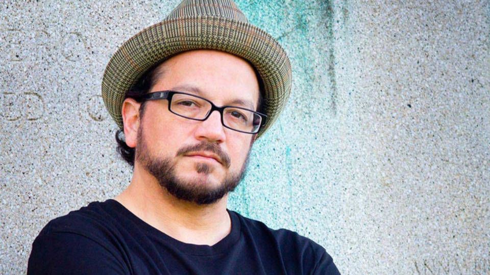 ROUNDHOUSE feat. MARK FARINA