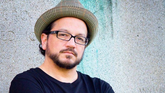 ROUNDHOUSE feat. MARK FARINA