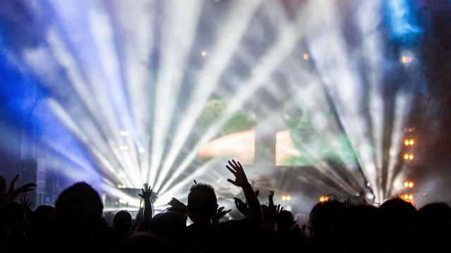 イギリスでイベント業界向けに15分でできるコロナウイルス検査サービスがスタート