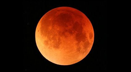 Mother 9th Anniversary Partyで皆既月食観賞会を開催