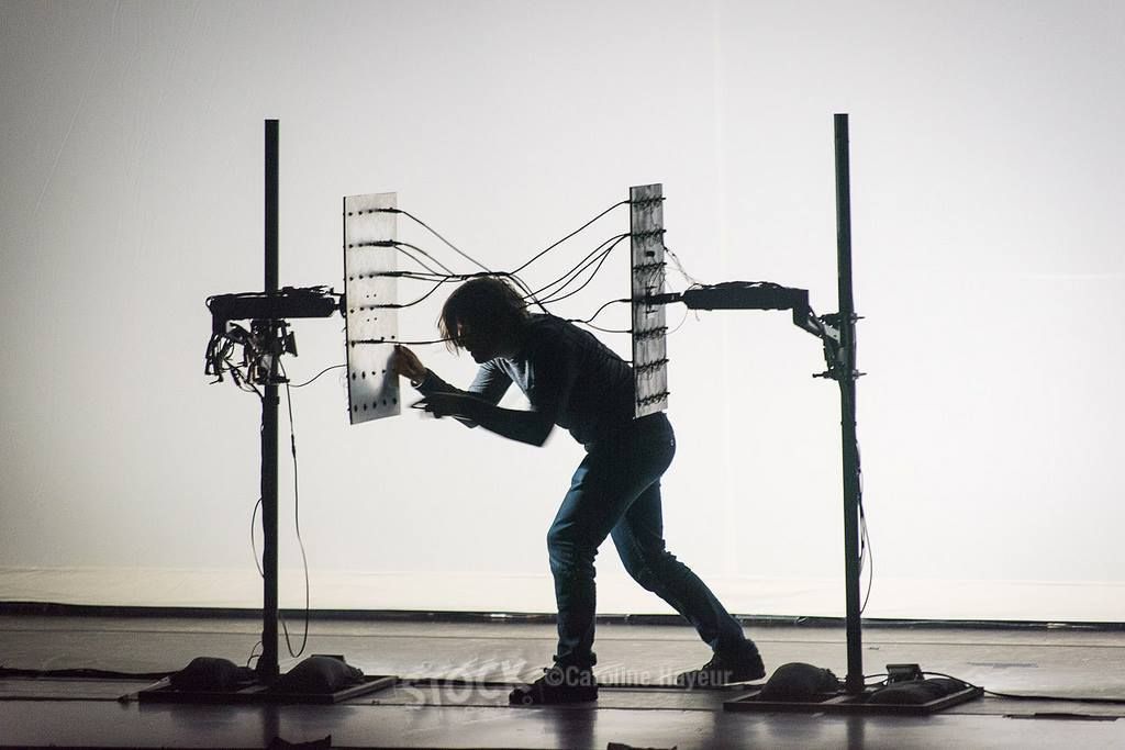 “聴いたことのない音楽、見たことのない映像”を求めて。 驚きの歓声があがるとき、僕らは何を目にしているのか?