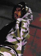 LINE UP feat.HOUSE STUDIO-R