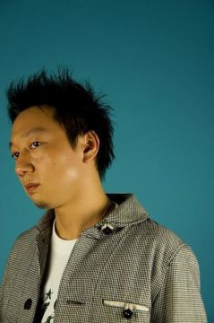 THE GARAGE- 四周年SPECIAL [V-G-N FREETRAIL]