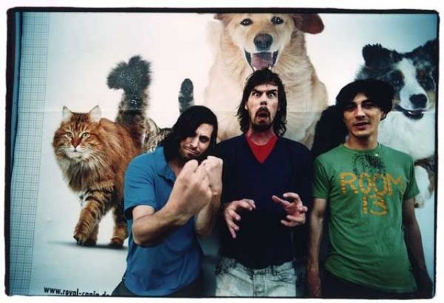 LIARS JAPAN TOUR 2011