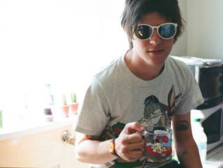 WAVVES ( ウェーヴス ) JAPAN TOUR