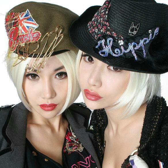 "POISON NIGHT" (RED PEPPER GIRLS LIVE)