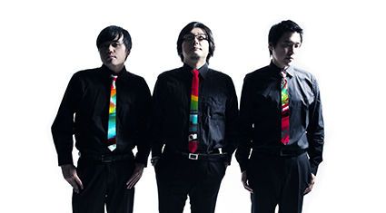 Tres-men