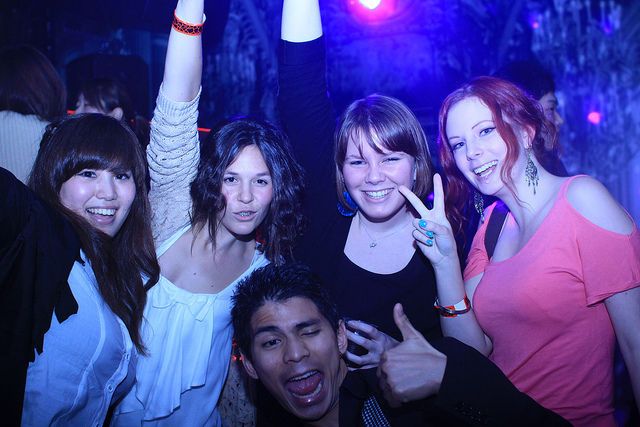 3/1(土)WhyNot!?国際交流パーティ＠Giraffeosaka なんば