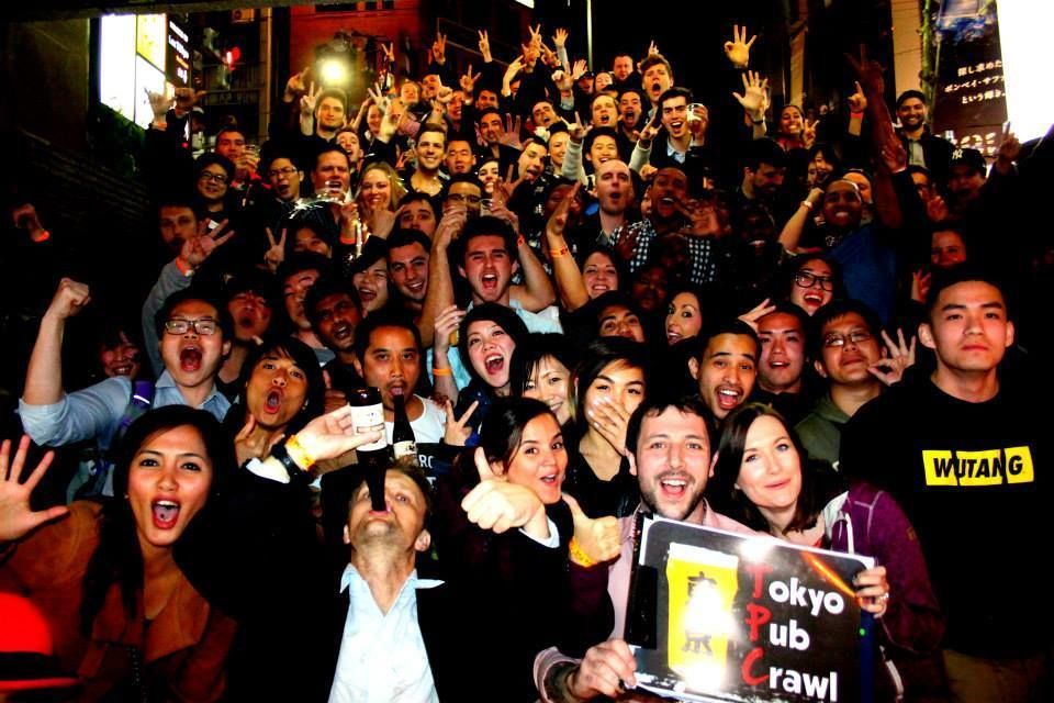 ★Bar hopping in Roppongi★ + free entry to club ELE!!