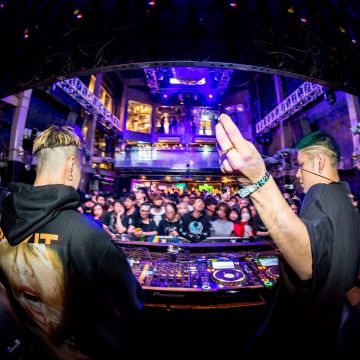 X.supported by GEKIYABA SET