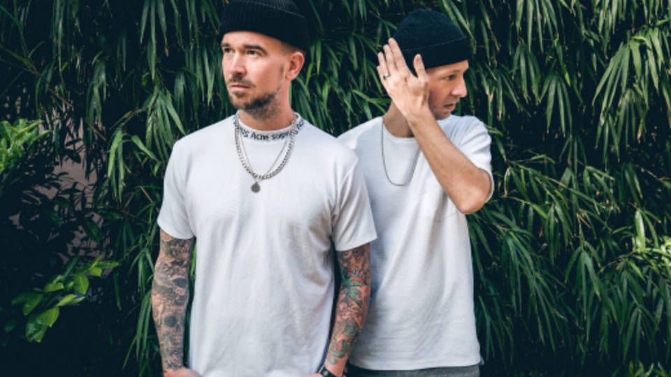 EDGE HOUSE feat.Mat.Joe