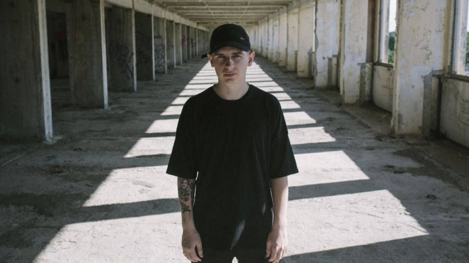 EDGE HOUSE presents KlangKuenstler