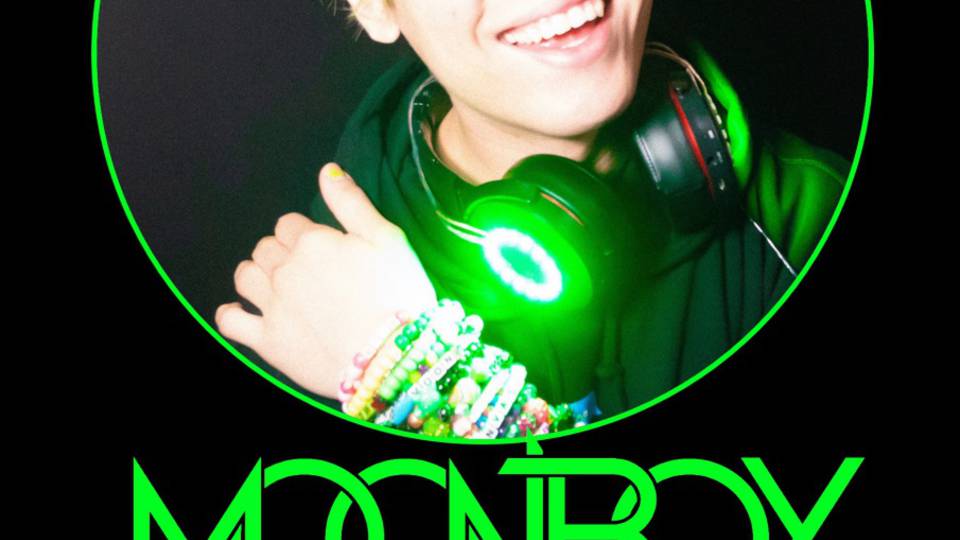 Beginning presents Moonboy