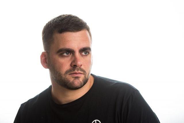 EDGE HOUSE feat. MAX CHAPMAN