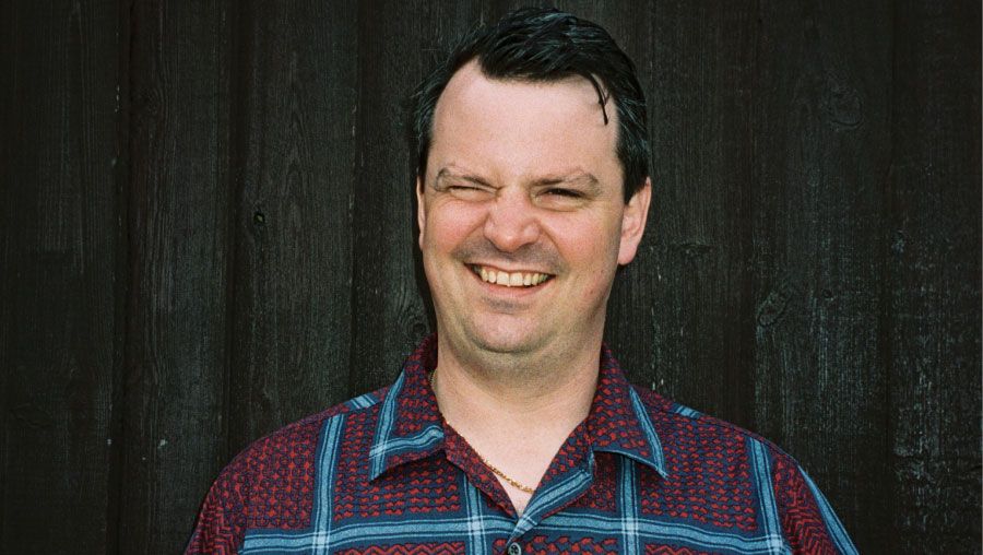 EDGE HOUSE feat. DJ HAUS