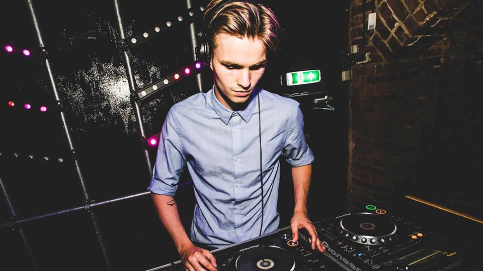 Rooftop Party w/ Jengi