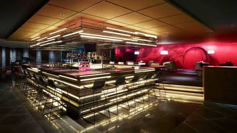 入場無料 ヒルトン東京・ZATTA “NYE COUNTDOWN PARTY 2019/20” Free entrance with complimentary glass of sparkling 