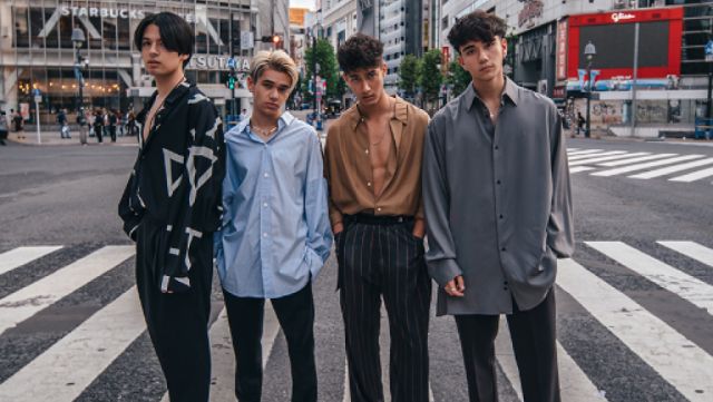 NYLON JAPAN NEW YEAR PARTY featuring 転がるビー玉