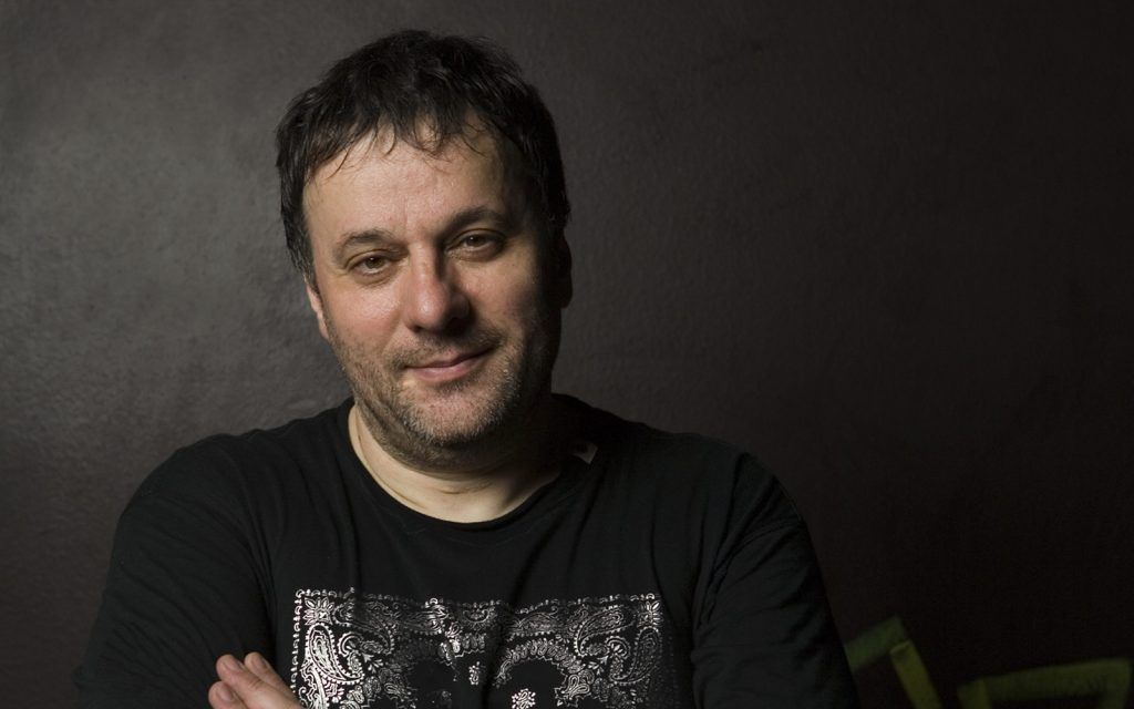 François K. presents World of Echoes