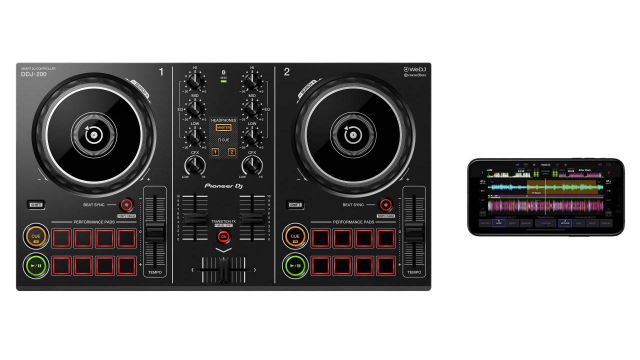 スマホとストリーミングでDJを可能にするコントローラー「DDJ-200」発売