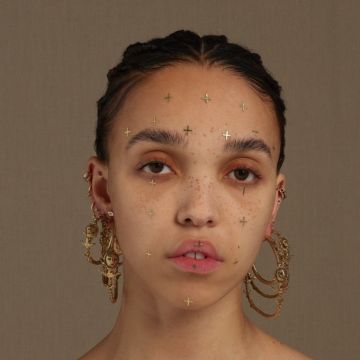 FKA twigsが5年ぶりのニューアルバム『Magdalene』を今秋にリリース。Nicolas Jaarがプロデュース
