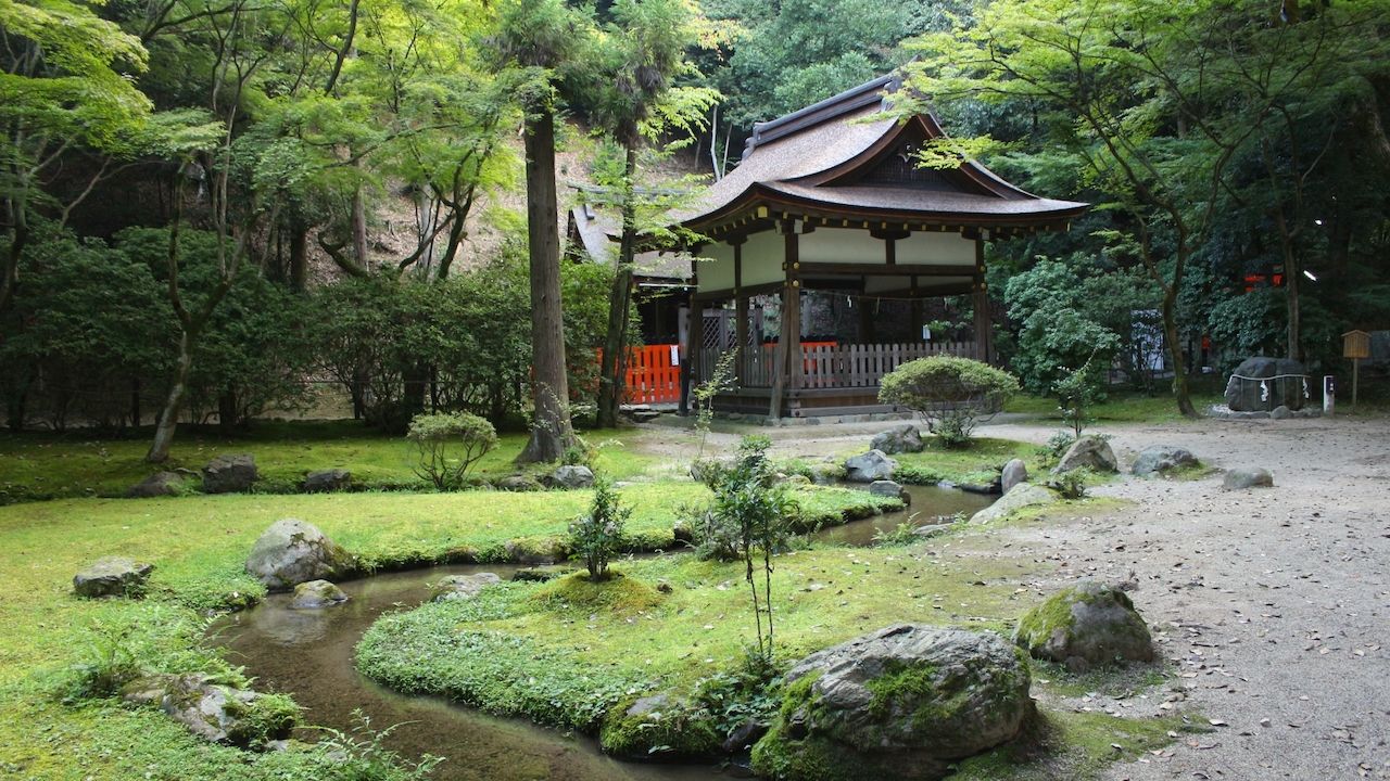 ユネスコ世界文化遺産の「上賀茂神社」にてアンビエントライブが開催。Mark Fellが出演
