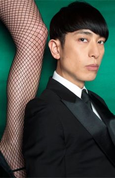 iTunesダンスチャート8曲連続No.1楽曲を全て網羅!DJ KAWASAKIがキャリア初のベストアルバム『NAKED』をリリース