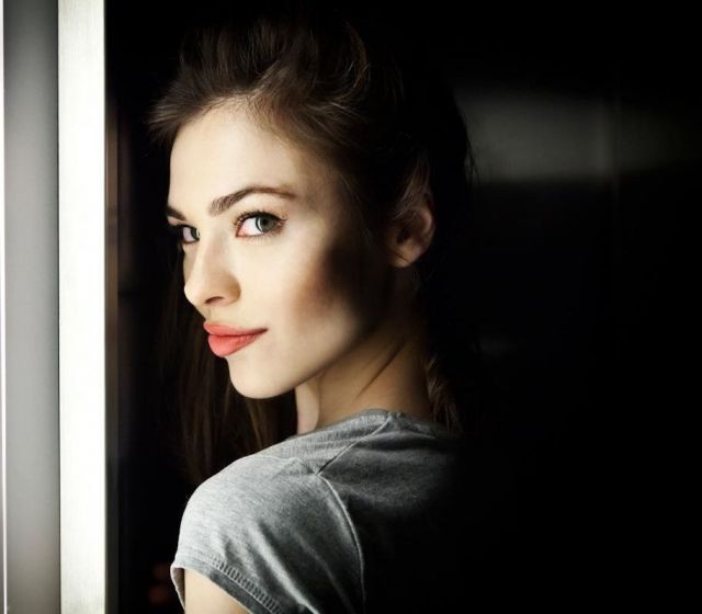 Nina Kravizが着物姿を披露。京都・二条城でのスペシャルパフォーマンスが決定!