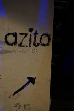 新宿AZITO