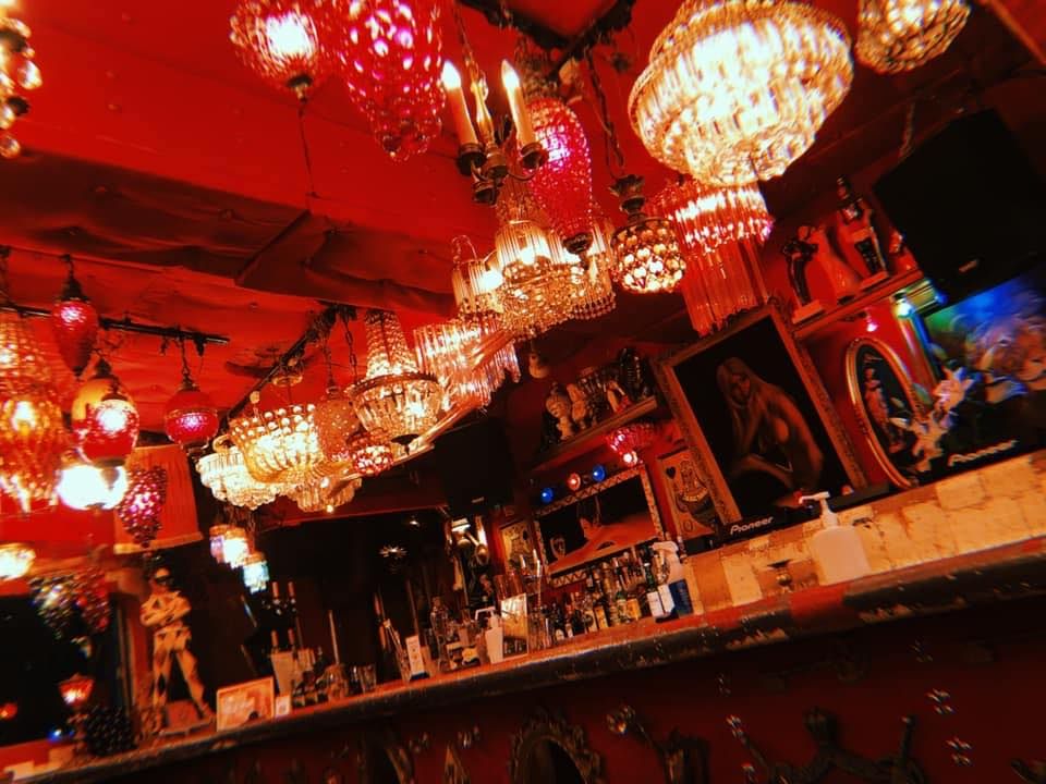 RED BAR